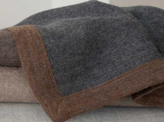 area blankets throws