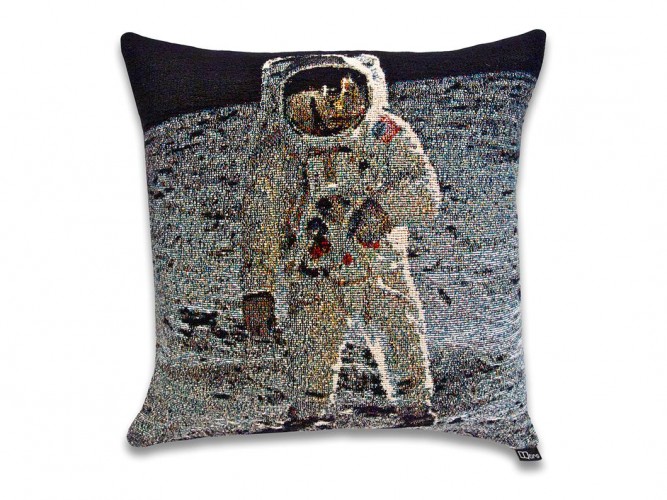 space pillow series astronauts